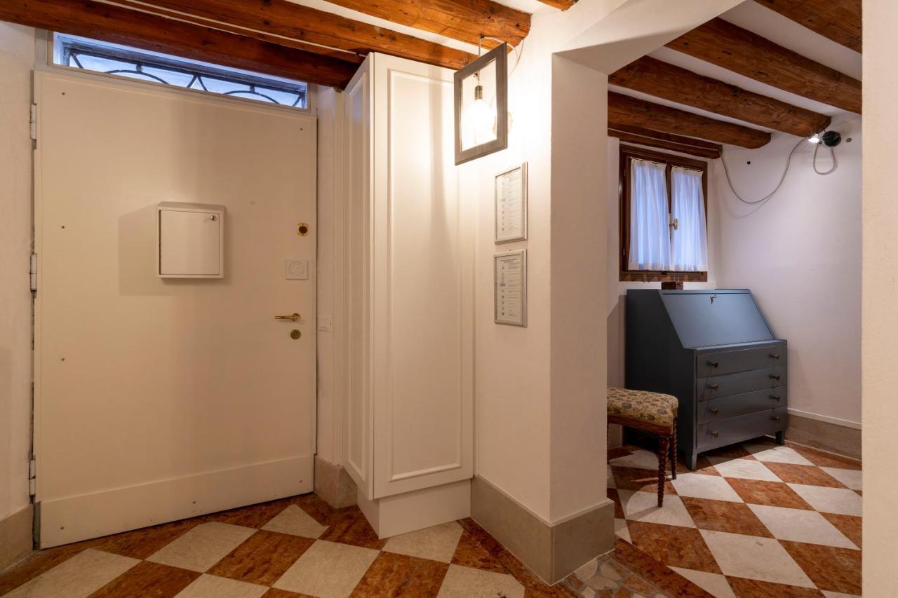 San Silvestro House Apartment Venice Exterior photo